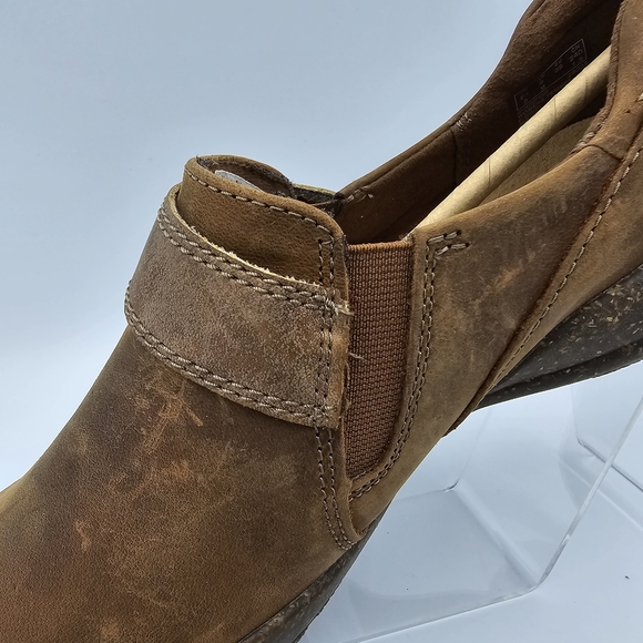 Clarks Collection Roseville Dot Loafers, Dark Tan Combination, Leather, 8M - Picture 7 of 16